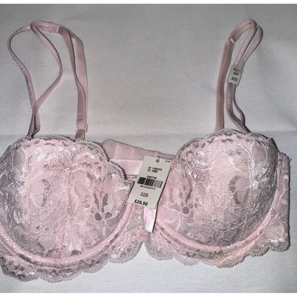 victoria secret Pink bra 32B Pink Color Detachable straps multiway  New With Tag